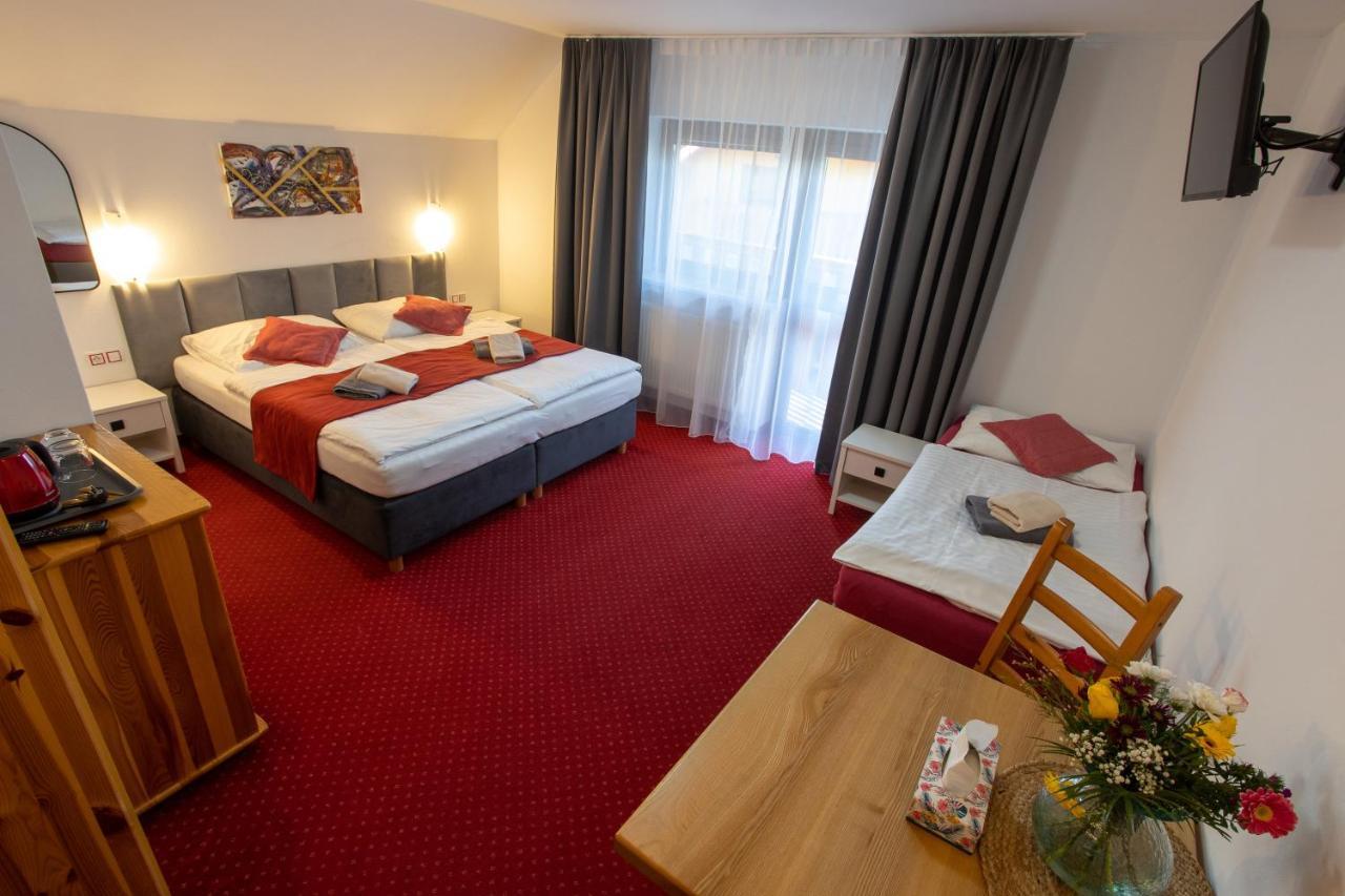 Wellness & Restaurant U Fandy Hotel Lhotka  ภายนอก รูปภาพ