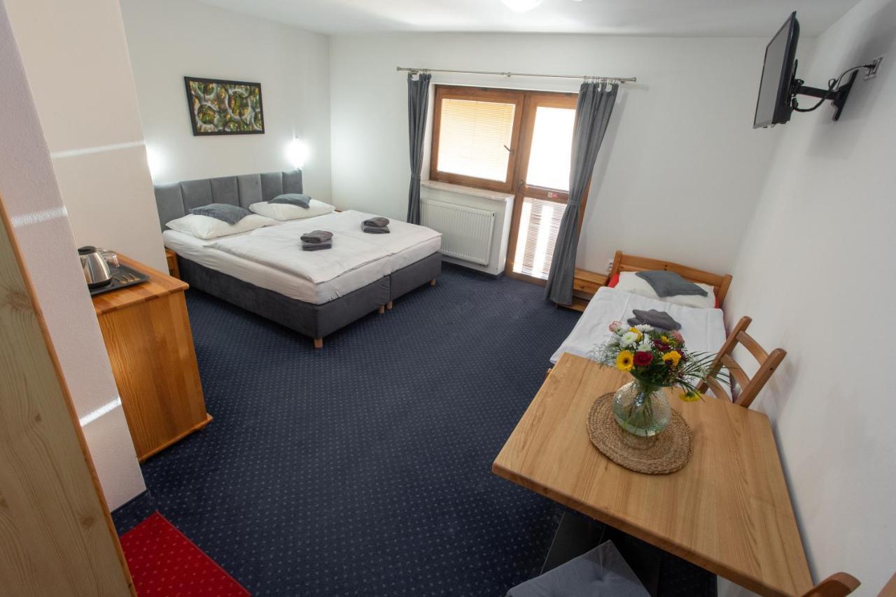 Wellness & Restaurant U Fandy Hotel Lhotka  ภายนอก รูปภาพ
